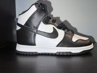 Nike Dunk High “PANDA”